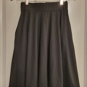 Amelia James Black skirt size XS‎